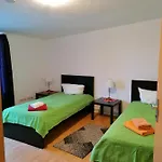 Loewen Guest house